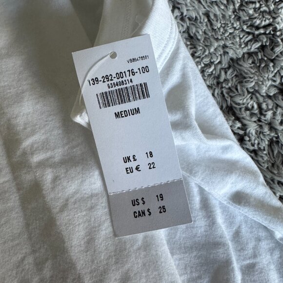 Abercombie & Fitch | NWT Polished Skimming Crew Tank White Size Medium - Picture 8 of 9